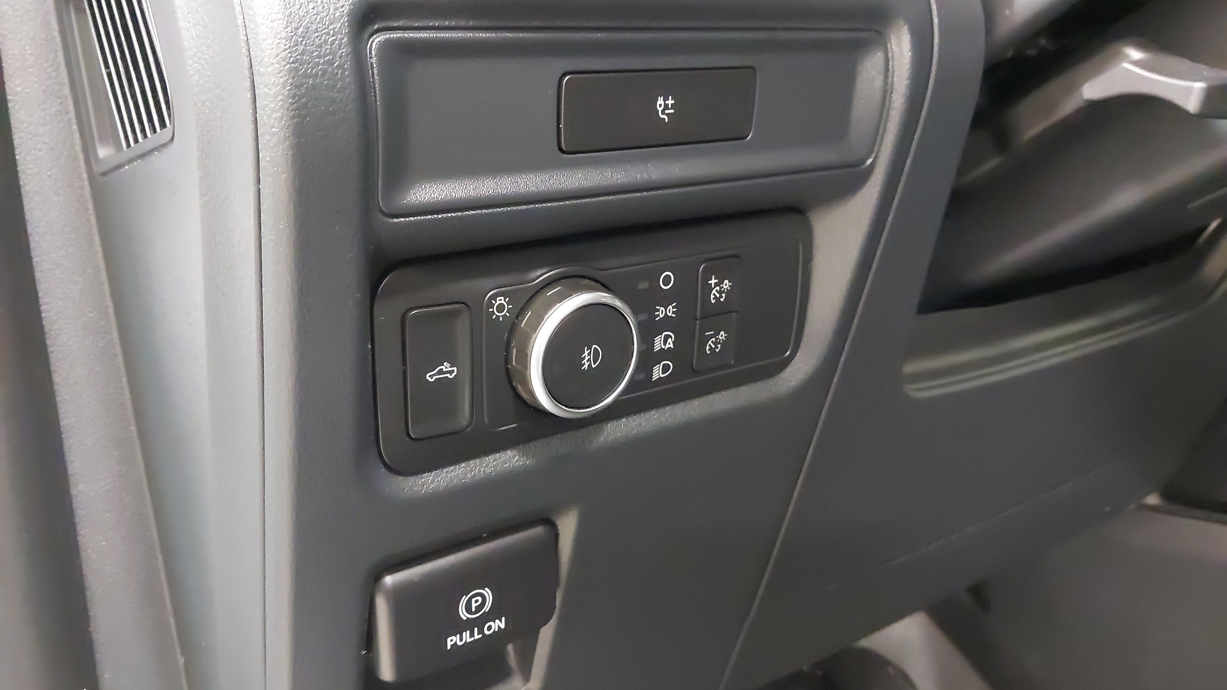 Used 2021 Ford F150 XL w/ STX Appearance Package image 23