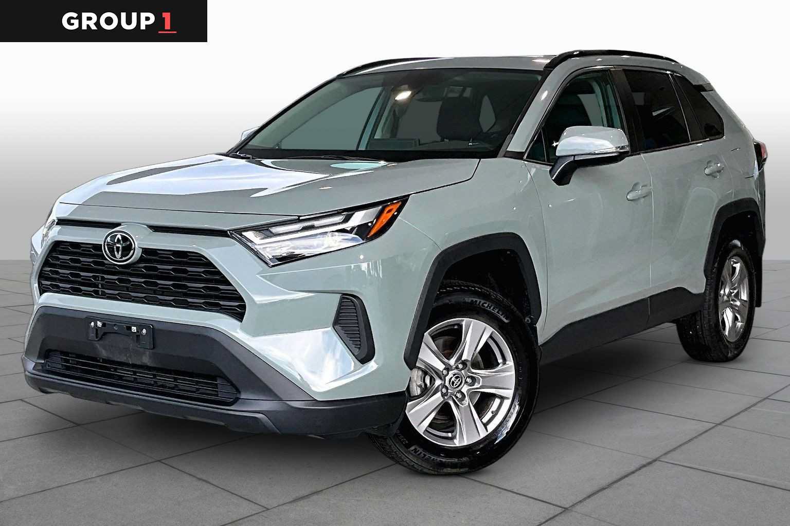Used 2022 Toyota RAV4 XLE w/ Convenience Package