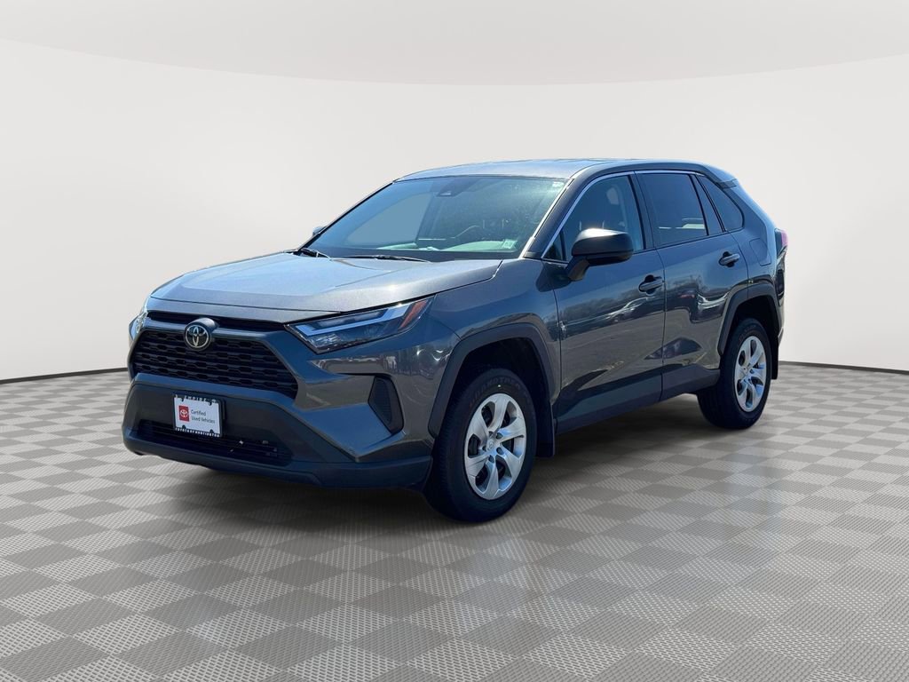 Used 2023 Toyota RAV4 LE AWD/4WD image 3