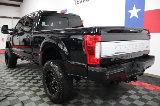 Used 2019 Ford F250 Platinum w/ Platinum Ultimate Package AWD/4WD image 11