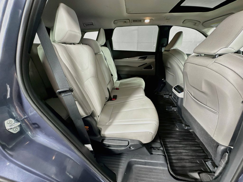 Certified 2027 INFINITI QX60 Luxe w/ Cargo Package FWD image 39