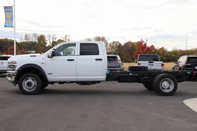 New 2026 RAM 5500 Tradesman w/ Chrome Appearance Group image 3