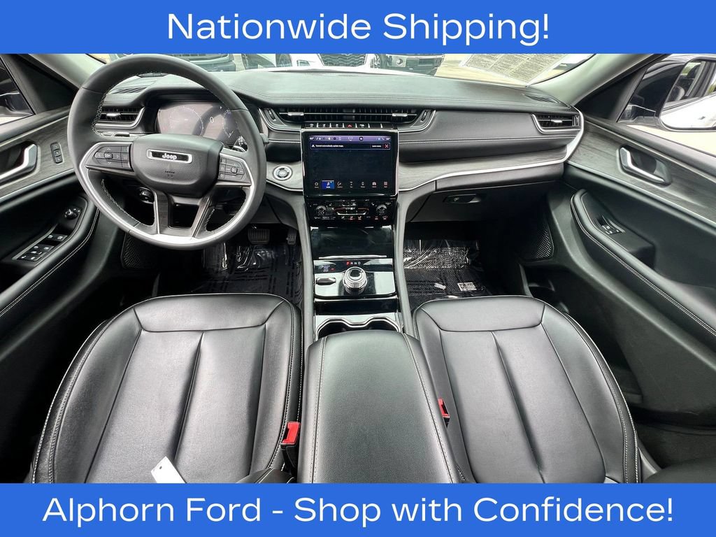 Used 2023 Jeep Grand Cherokee Limited AWD/4WD image 7