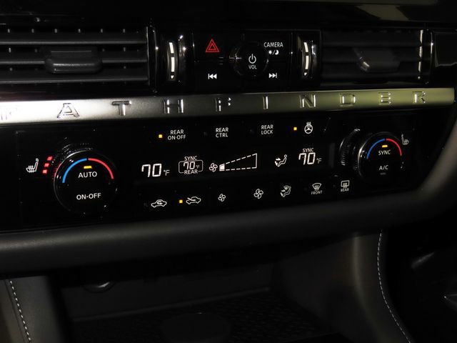 New 2026 Nissan Pathfinder SL image 17