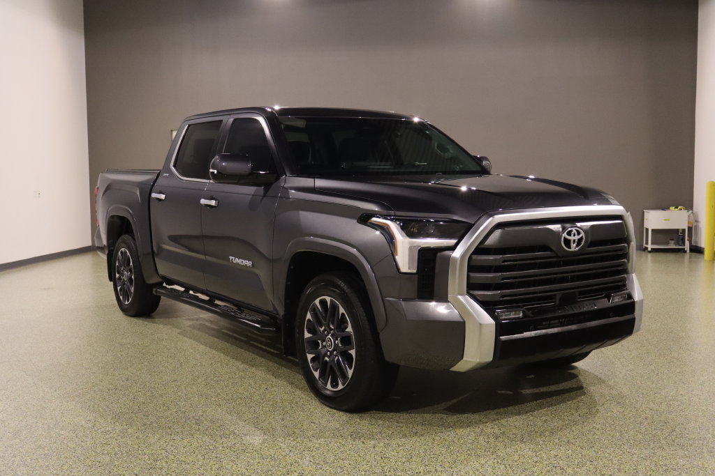 Used 2024 Toyota Tundra Limited w/ Power Package AWD/4WD image 1