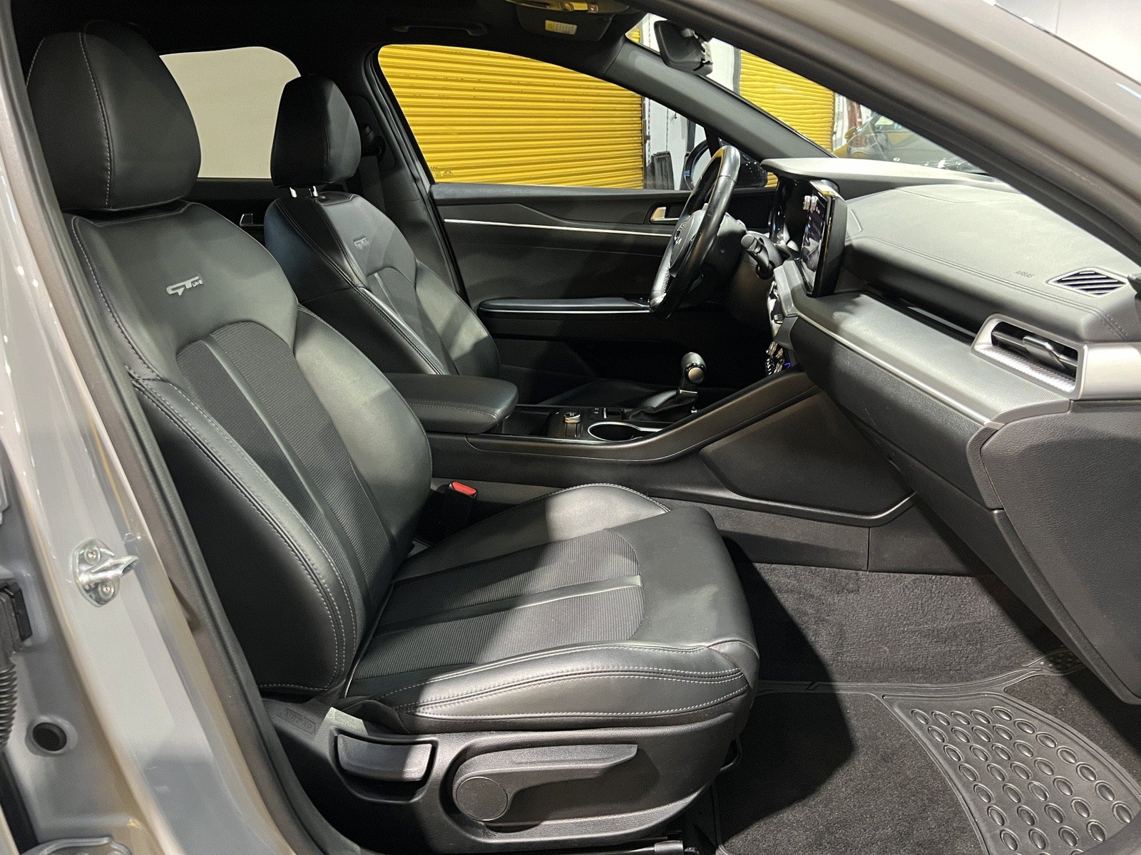 Used 2022 Kia K5 GT-Line w/ GT-Line FWD Premium Package image 16