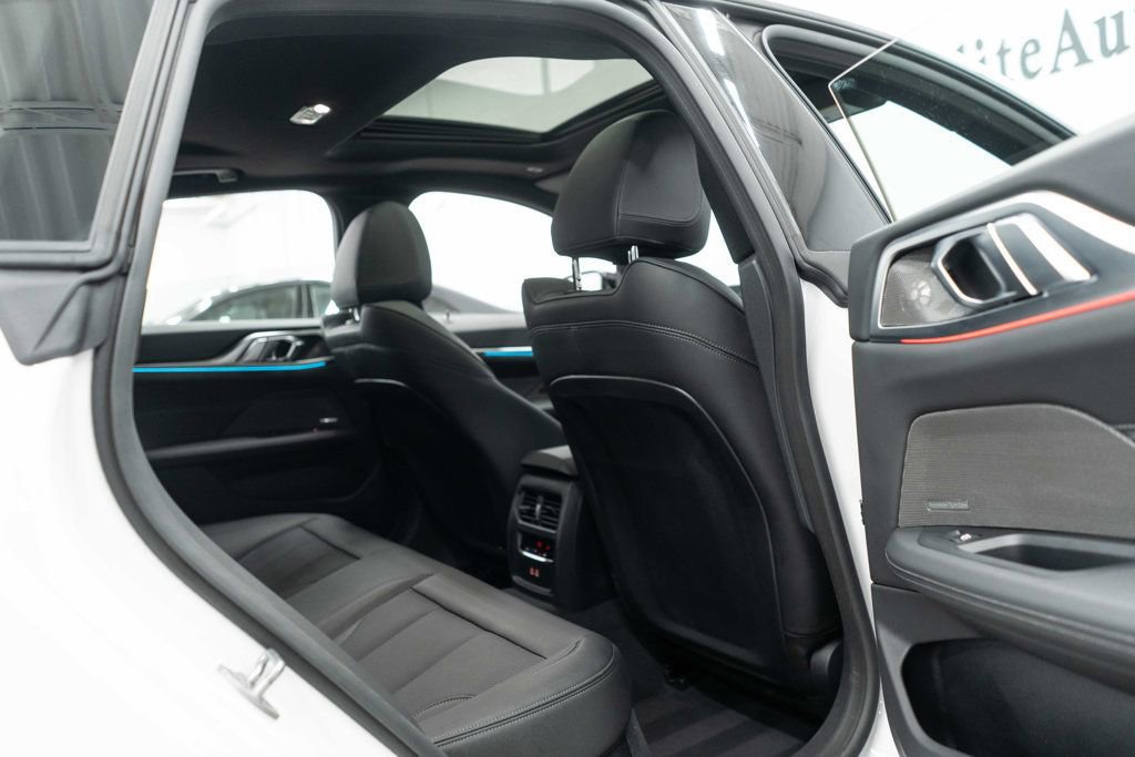 Used 2025 BMW 430i xDrive w/ M Sport Package image 14