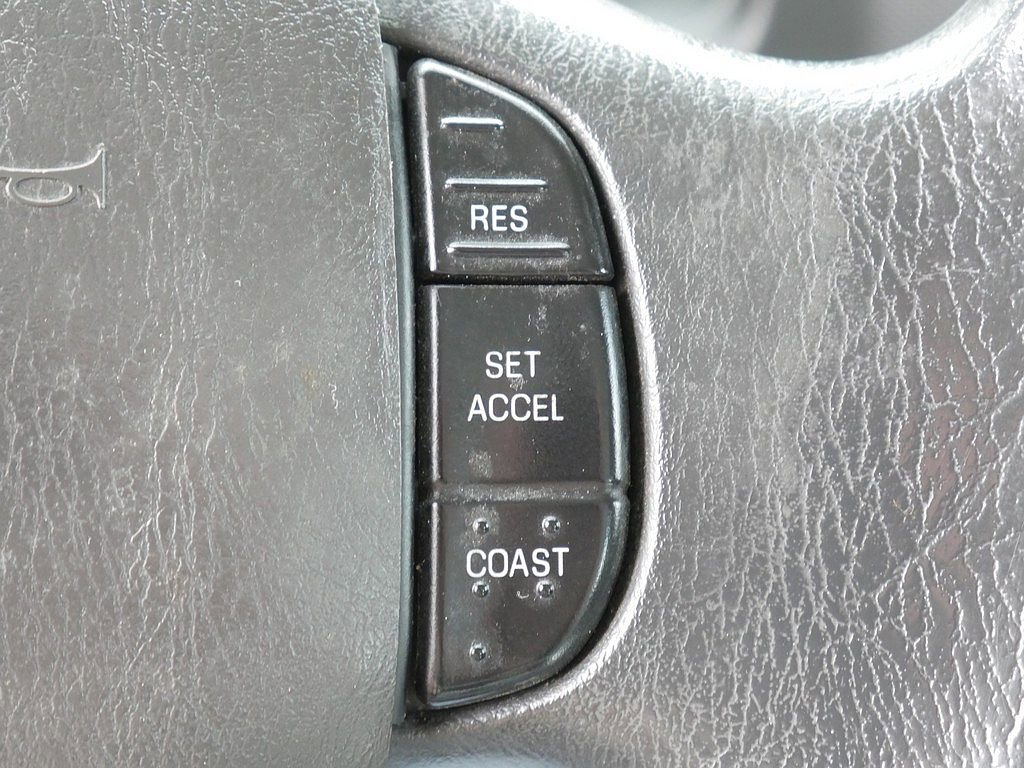 Used 2013 Ford E-250 and Econoline 250 RWD image 21