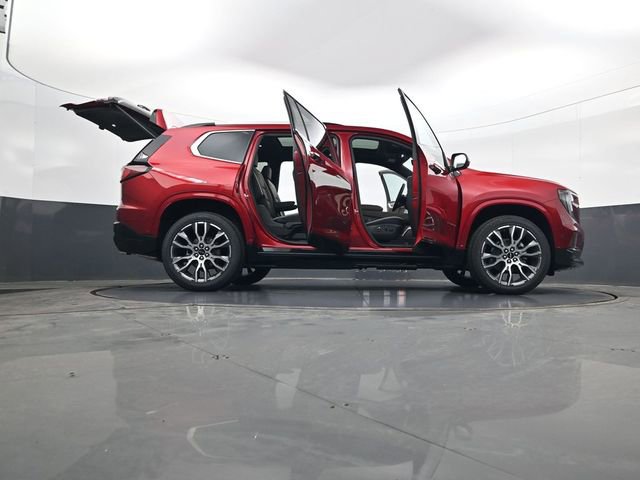 New 2026 GMC Acadia Denali Ultimate w/ LPO, Floor Liner Package AWD/4WD image 35