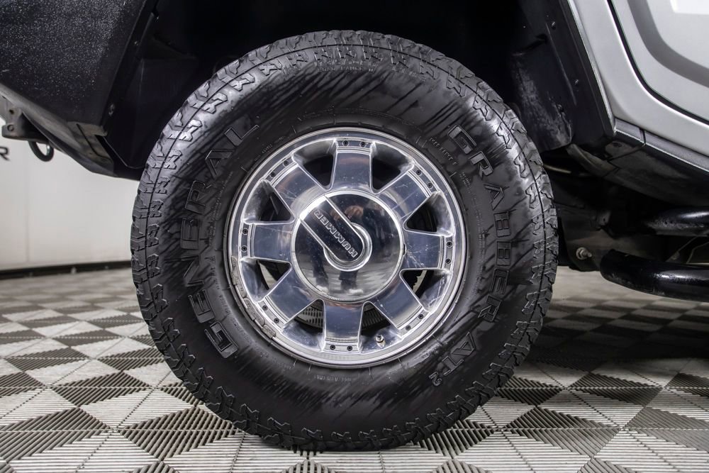 Used 2009 HUMMER H2 Luxury image 42