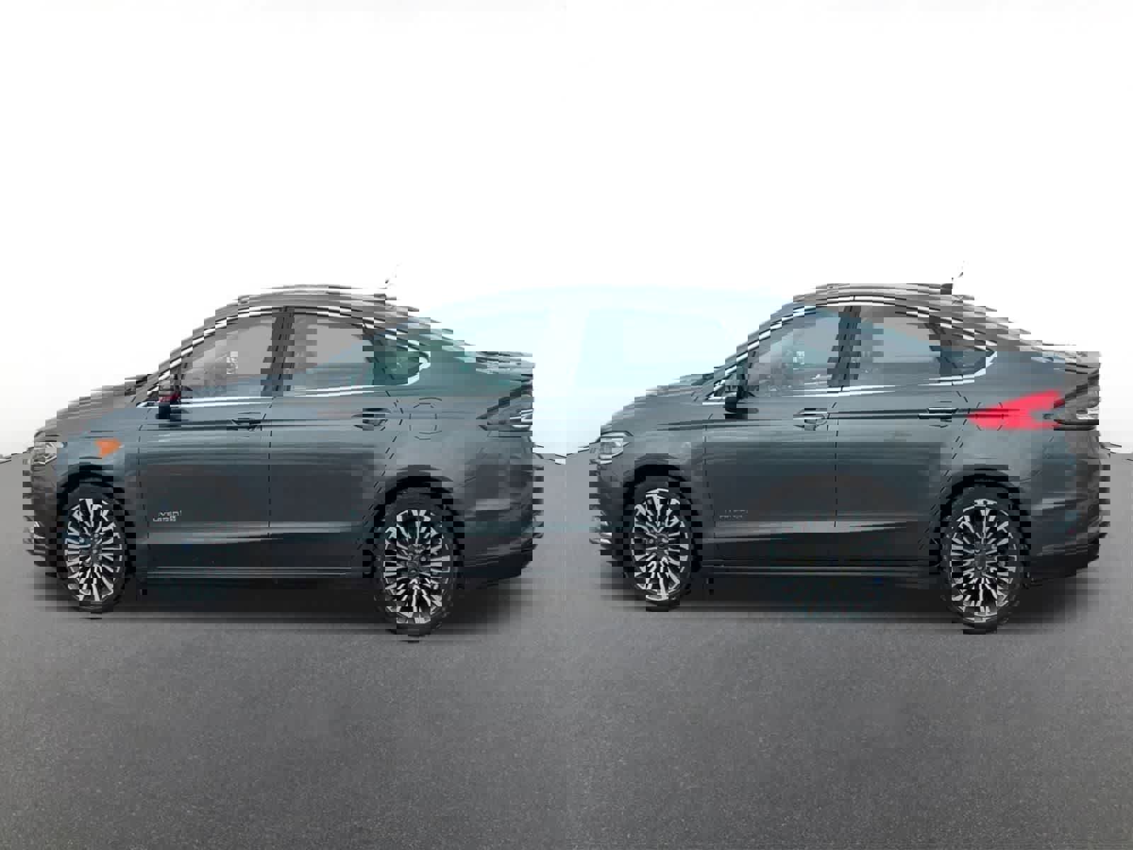 Used 2017 Ford Fusion Titanium image 3