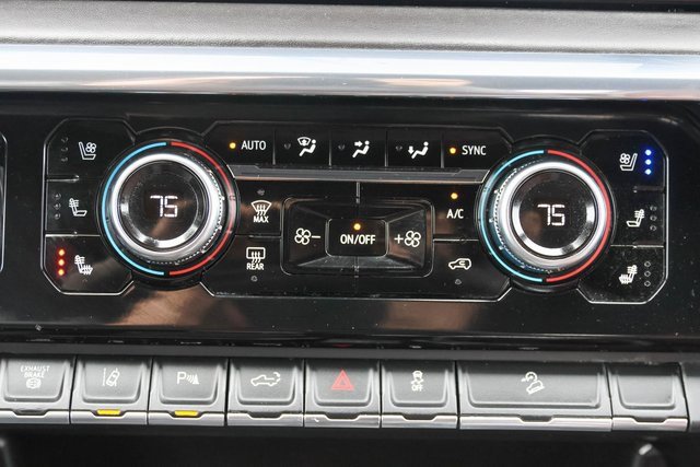 Used 2024 GMC Sierra 3500 Denali Ultimate image 30