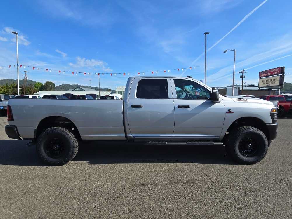 New 2026 RAM 3500 Tradesman AWD/4WD image 6