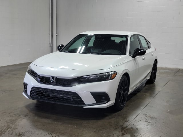 Used 2024 Honda Civic Sport image 2