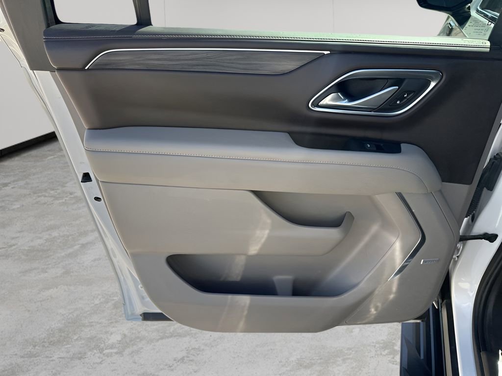 Used 2023 GMC Yukon XL SLT RWD image 18