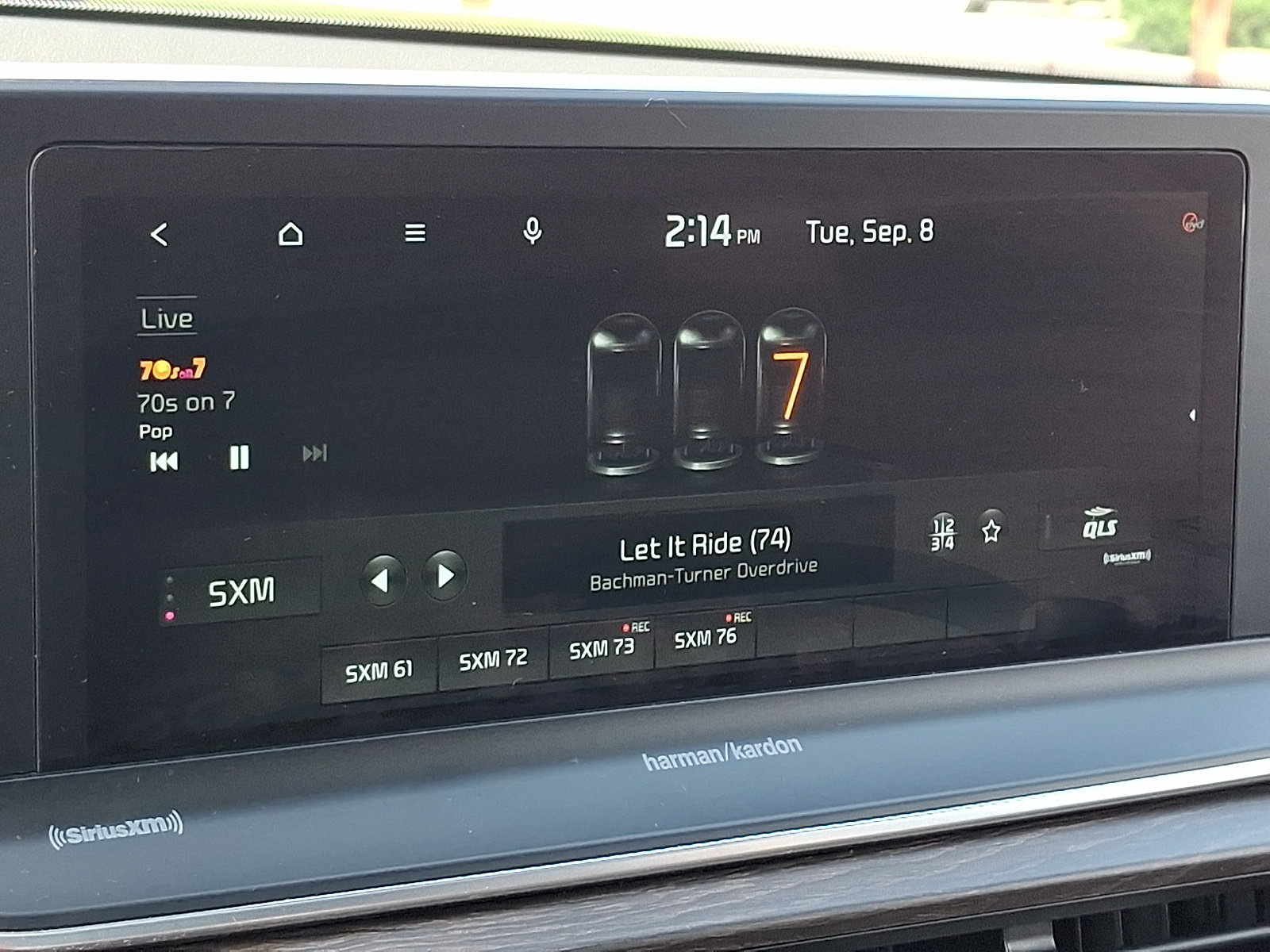 Certified 2022 Kia Telluride SX w/ SX Prestige Package AWD/4WD image 19