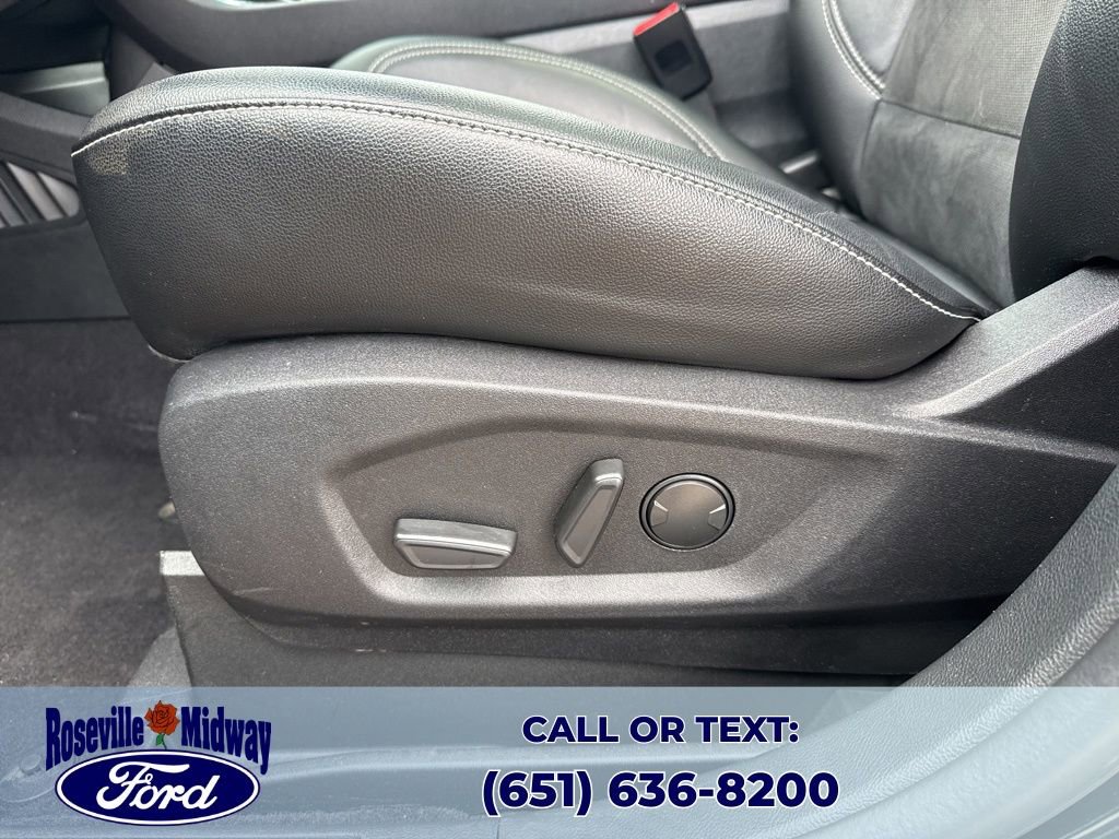 Used 2022 Ford Edge ST w/ Equipment Group 401A image 32