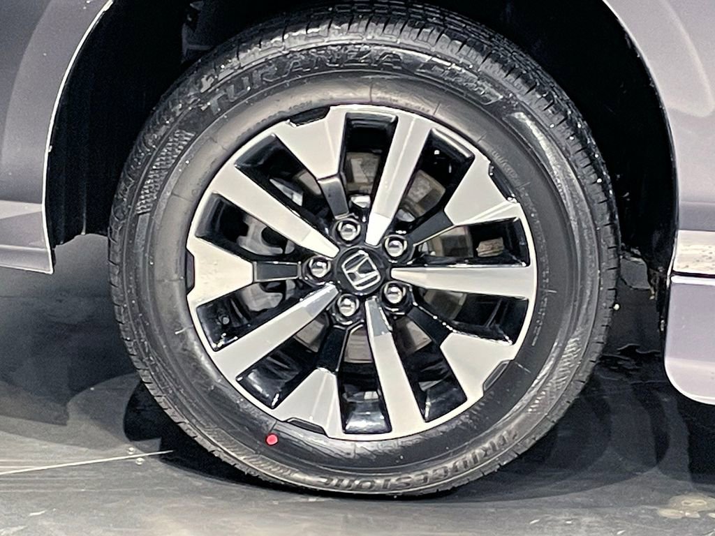 Used 2026 Honda Odyssey EX-L image 12