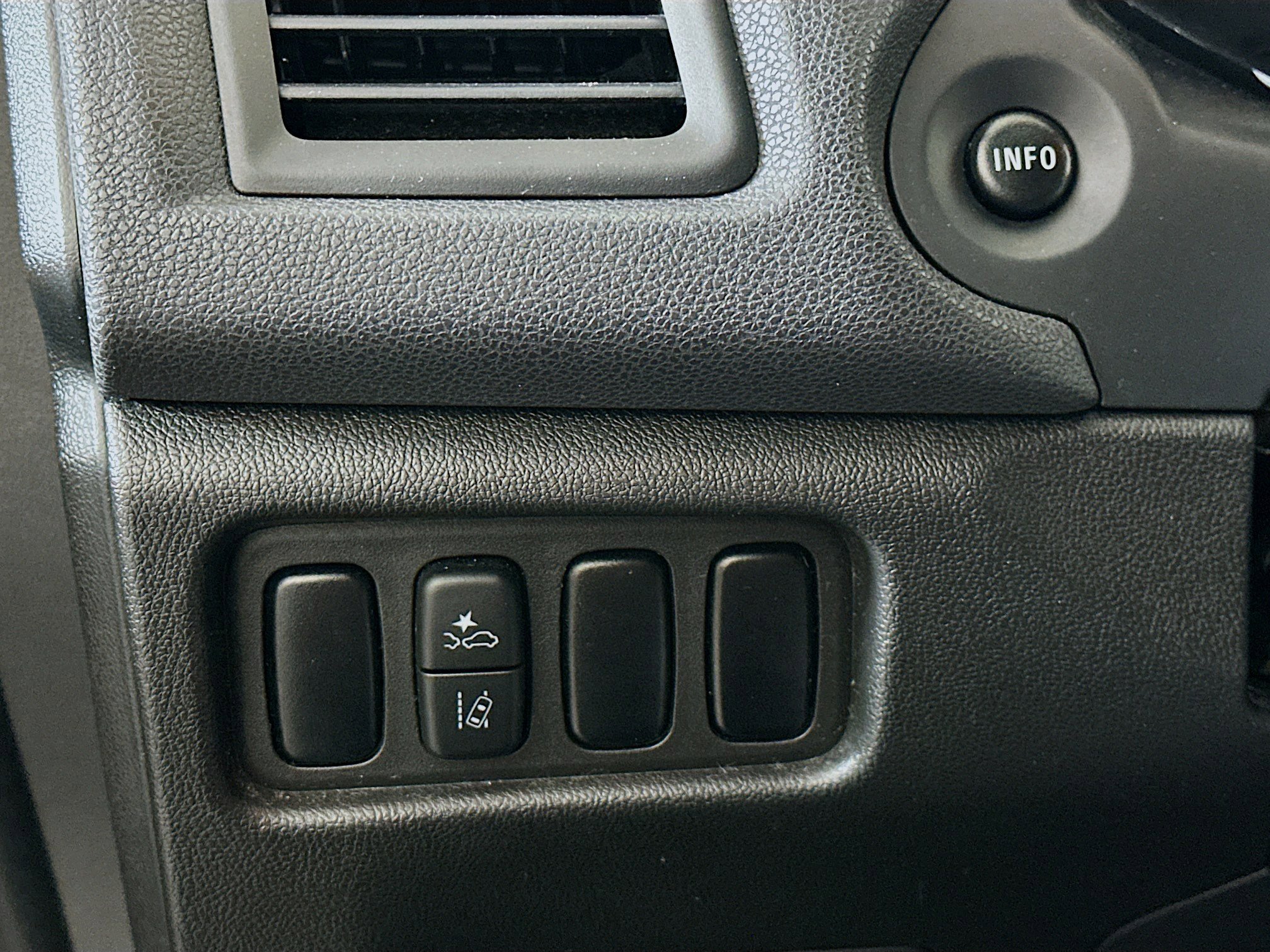 Used 2023 Mitsubishi Outlander Sport ES image 16