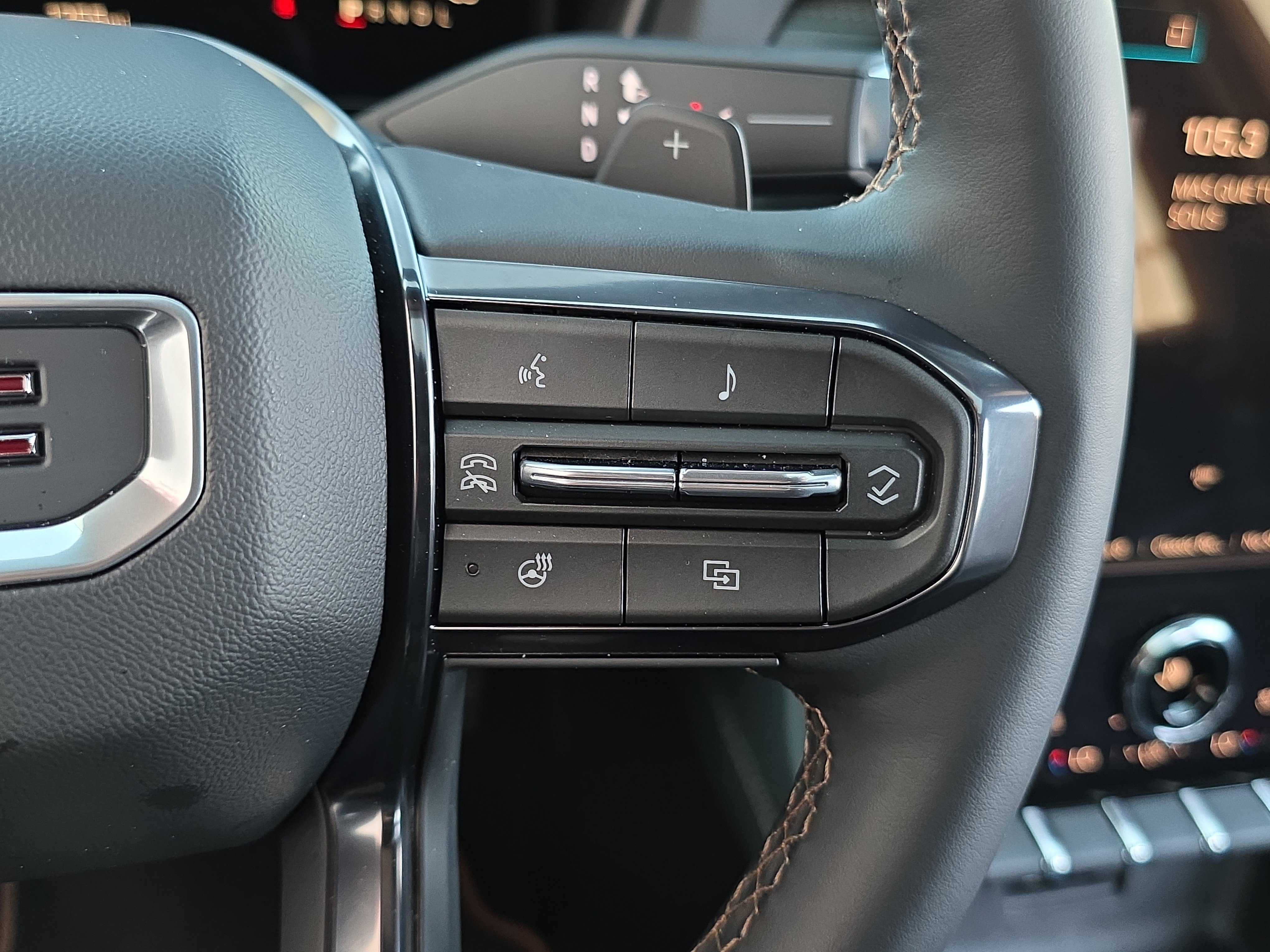 Used 2026 GMC Terrain AT4 w/ Convenience Package III image 17