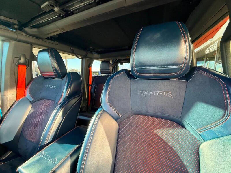 Used 2022 Ford Bronco Raptor AWD/4WD image 32