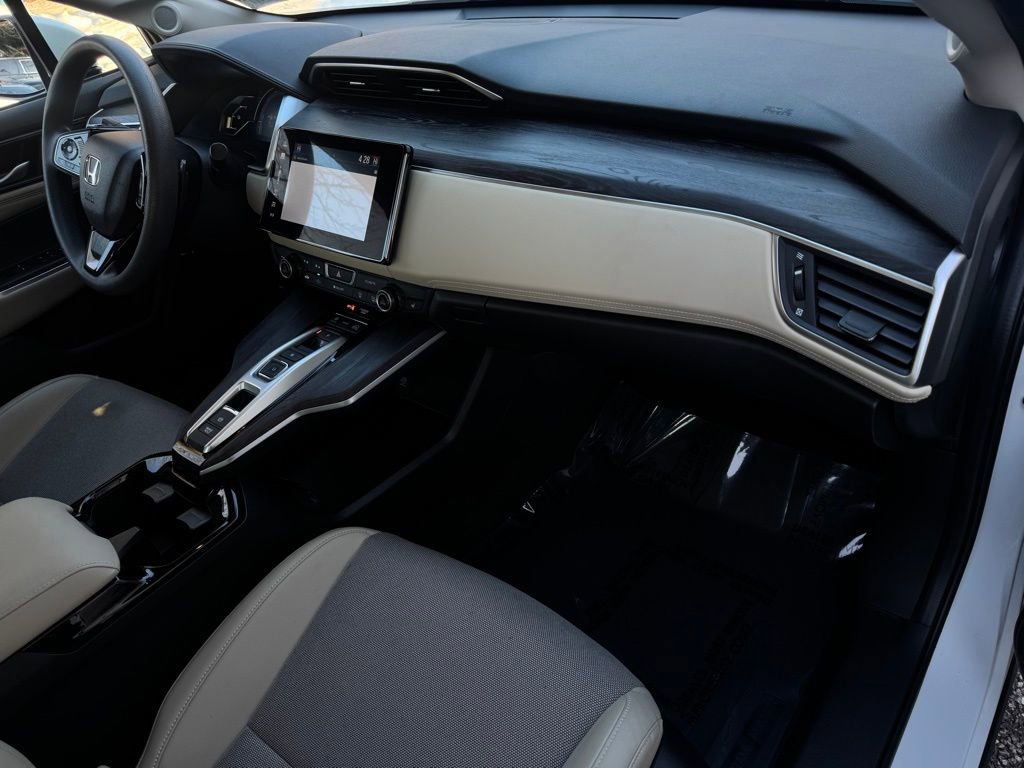 Used 2018 Honda Clarity Plug-In Hybrid image 18