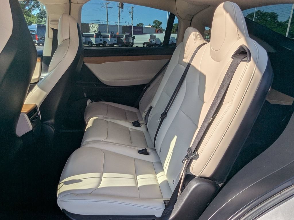 Used 2018 Tesla Model X 75D AWD/4WD image 23