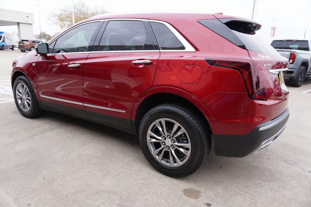 Used 2021 Cadillac XT5 Premium Luxury image 4