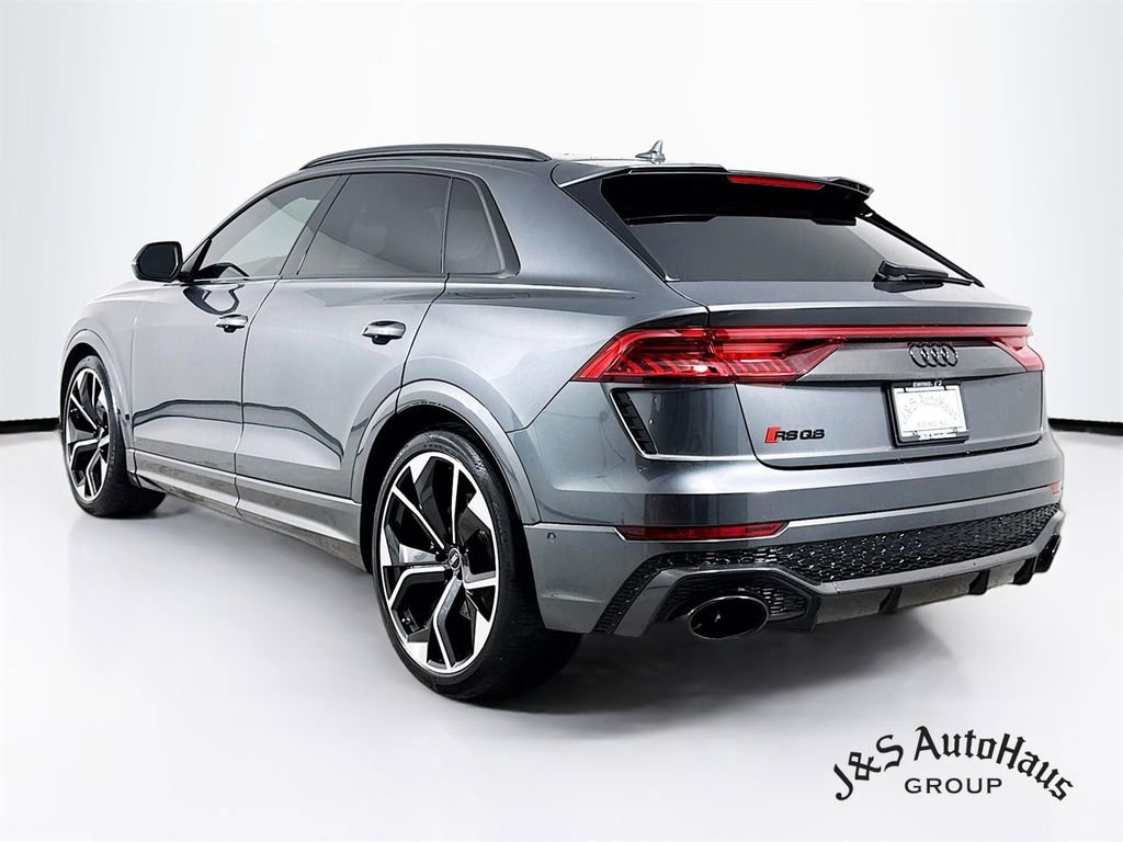 Used 2023 Audi RS Q8 w/ Black Optic Package image 5