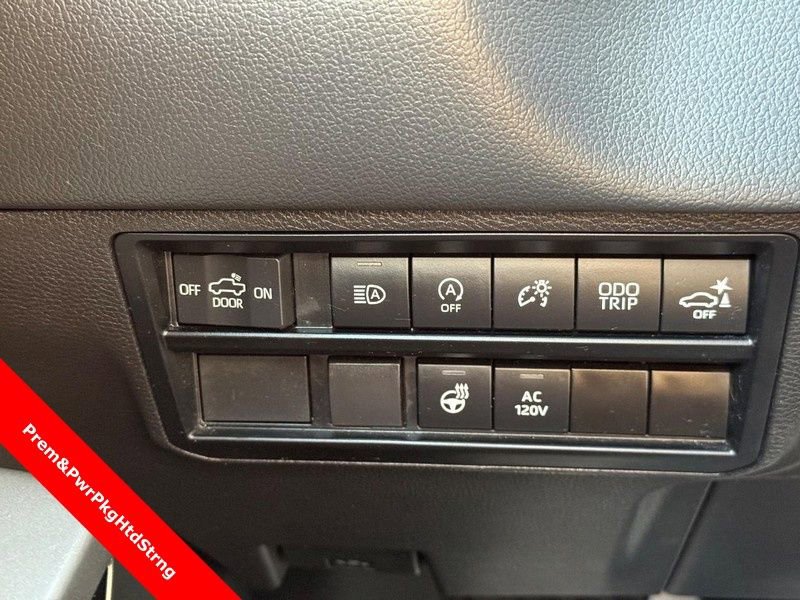 Used 2024 Toyota Tundra Limited AWD/4WD image 30