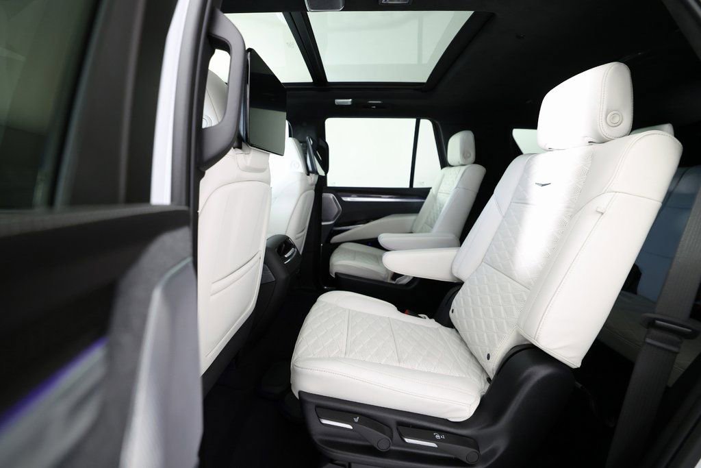 Used 2026 Cadillac Escalade V image 16