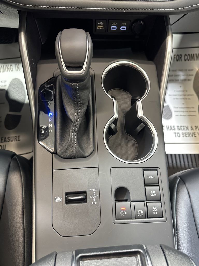 New 2026 Toyota Highlander XLE image 33
