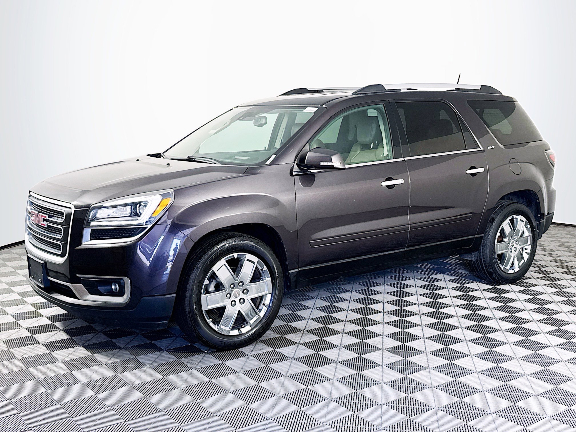 Used 2017 GMC Acadia Limited SLT image 4