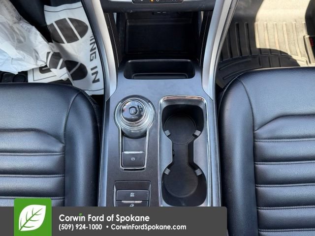 Used 2019 Ford Fusion SEL FWD image 28