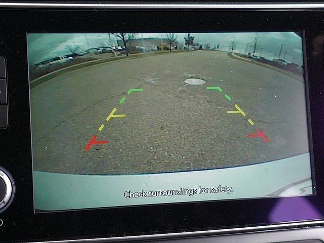 Used 2025 Nissan Leaf S image 32