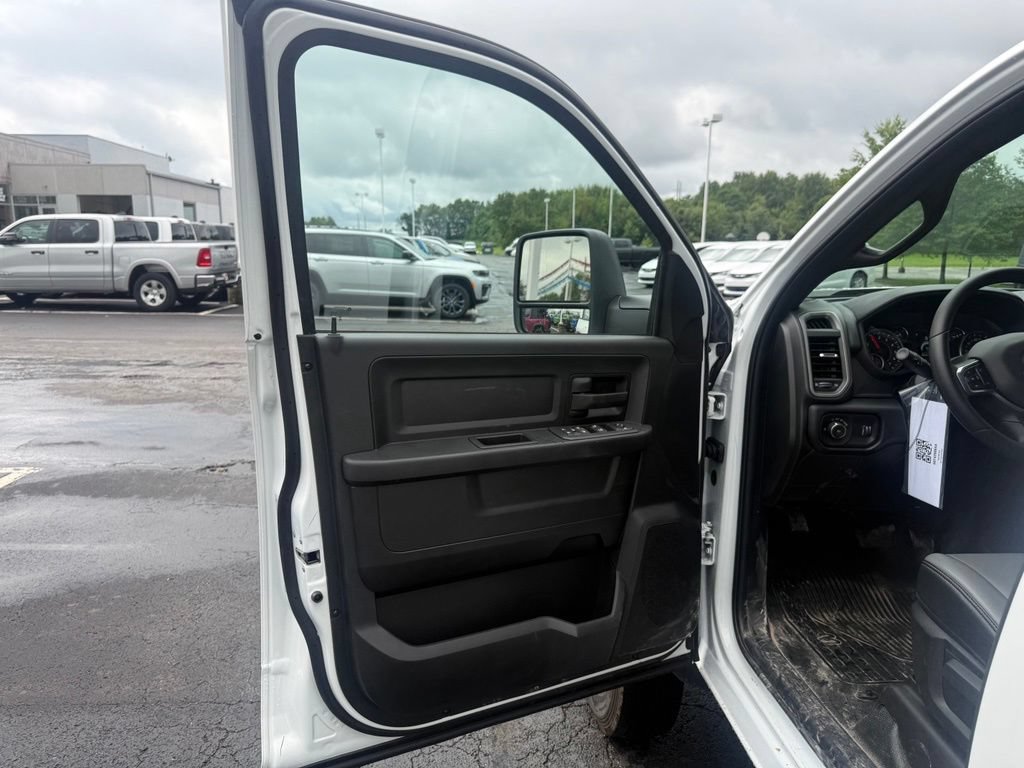 New 2026 RAM 5500 Tradesman w/ Chrome Appearance Group AWD/4WD image 12
