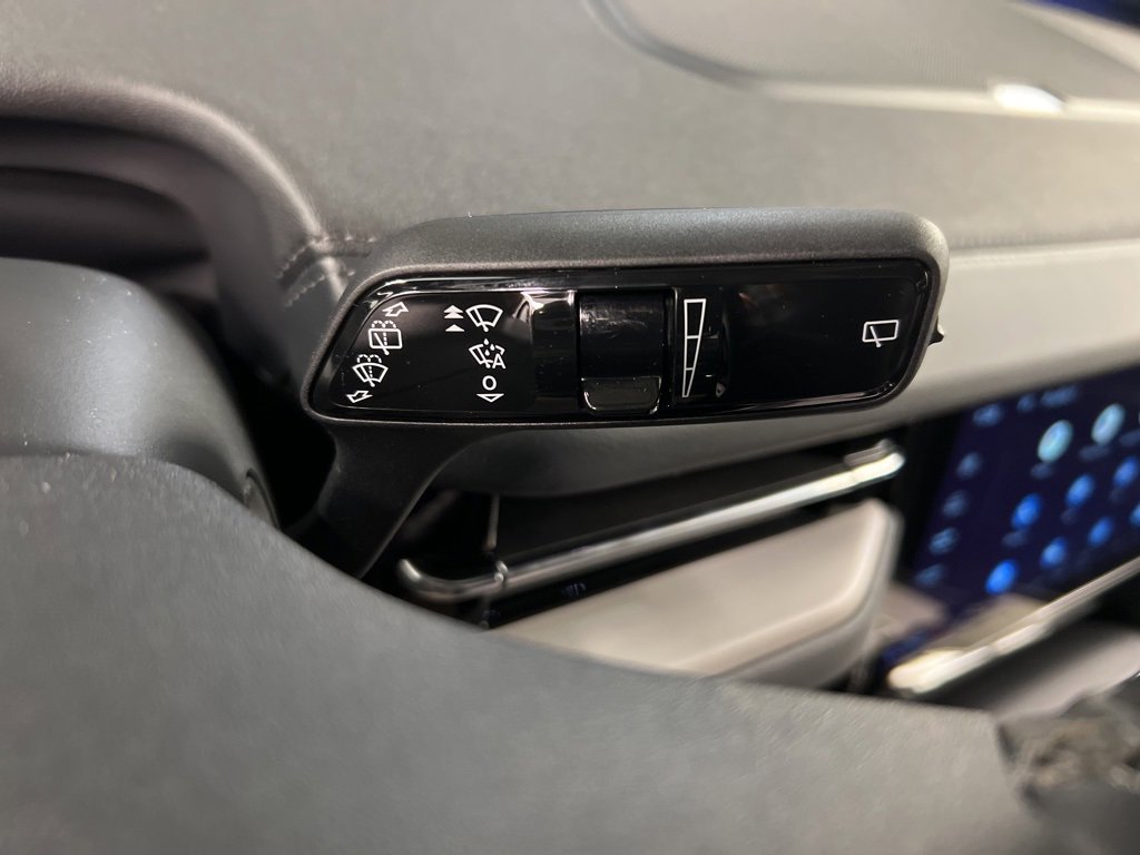 New 2026 Lincoln Navigator Reserve image 24