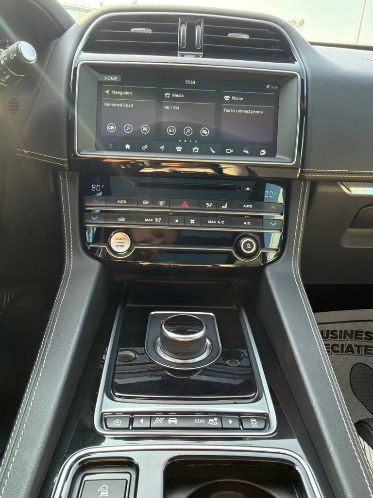 Used 2020 Jaguar F-PACE S AWD/4WD image 19