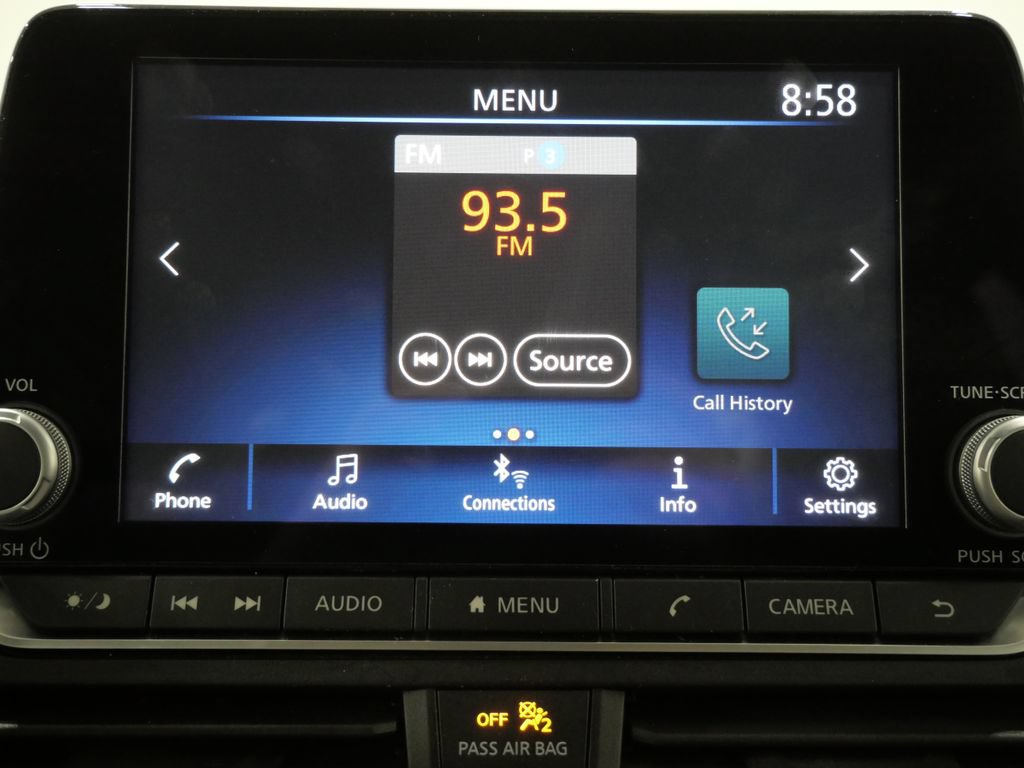 Used 2024 Nissan Altima 2.5 SR FWD image 16