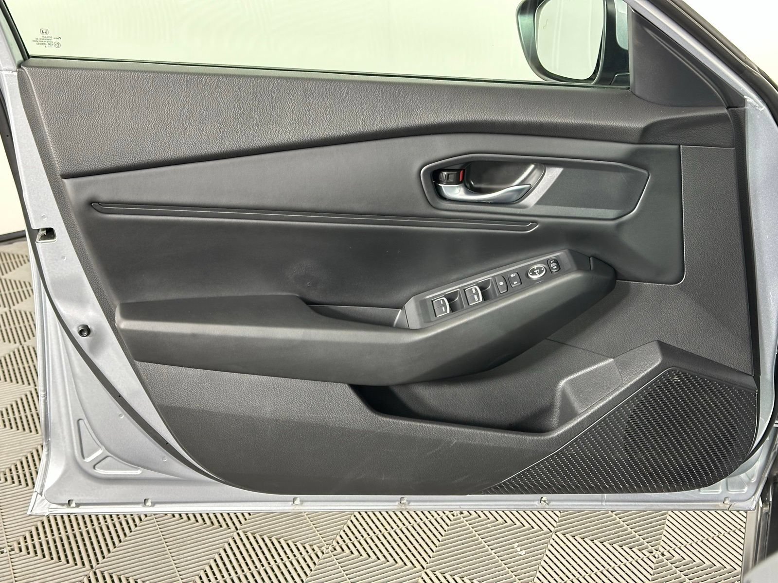 Used 2023 Honda Accord EX image 26