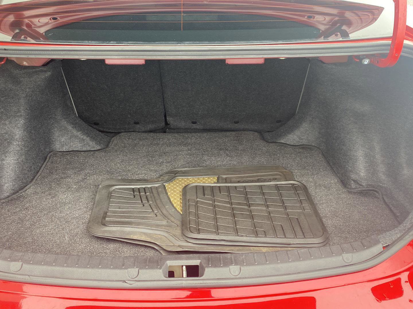 Used 2012 Toyota Corolla image 13