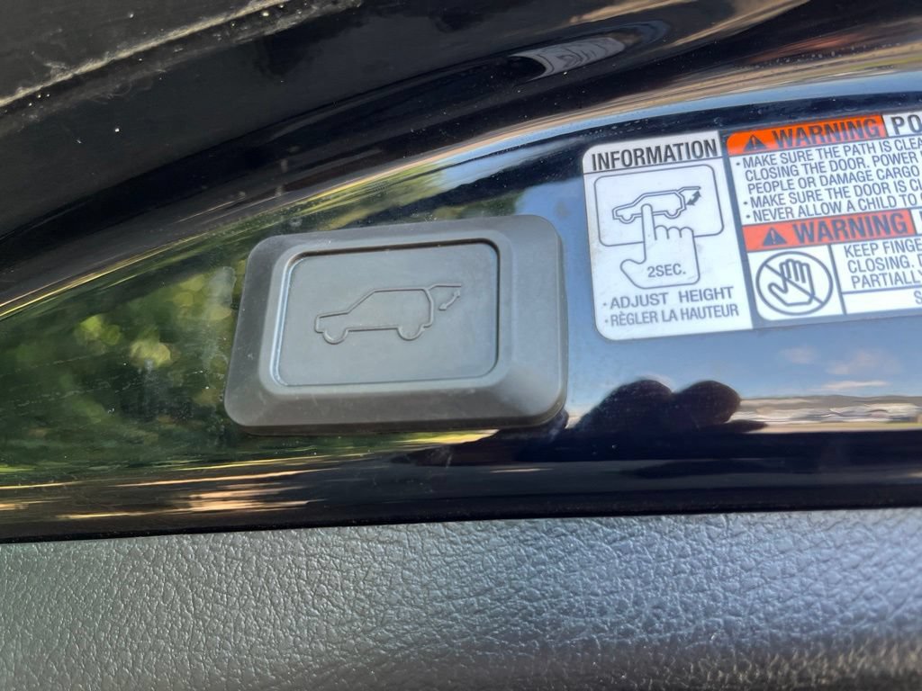 Used 2018 Toyota RAV4 Adventure AWD/4WD image 40
