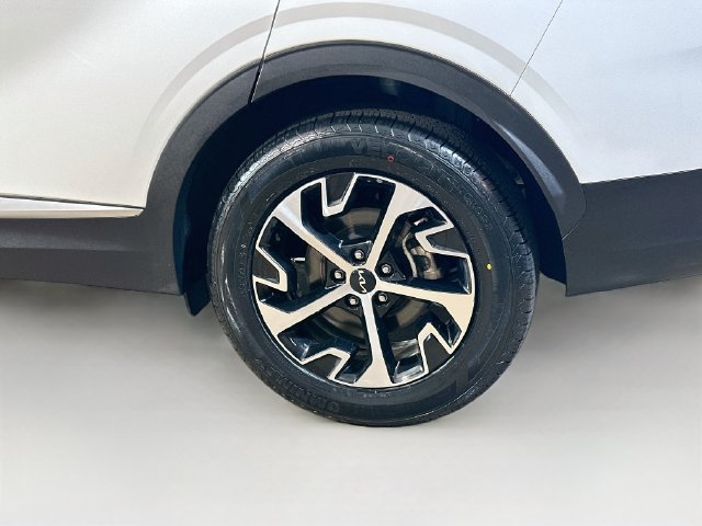Used 2024 Kia Sportage EX w/ EX Premium Package AWD/4WD image 7