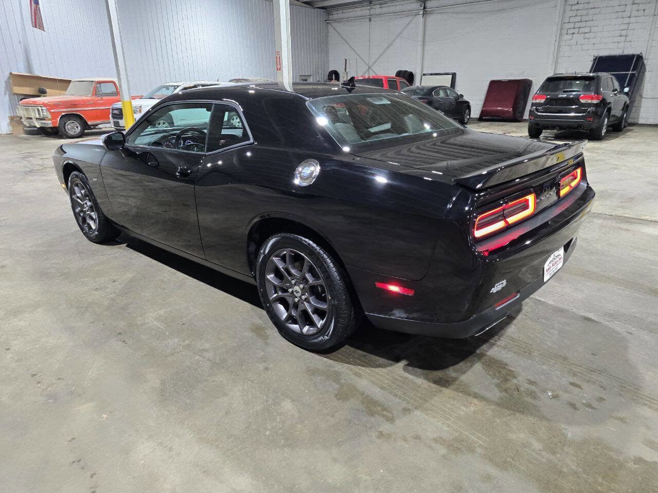 Used 2018 Dodge Challenger GT w/ GT Interior Package AWD/4WD image 8