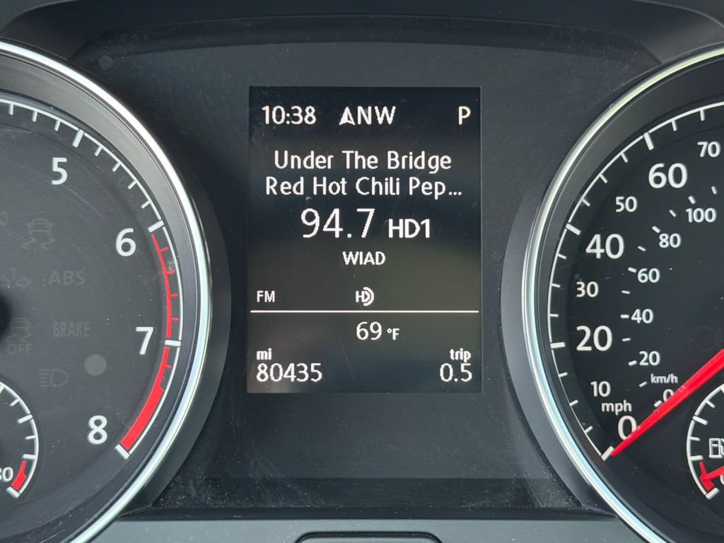 Used 2018 Volkswagen Golf SEL FWD image 27