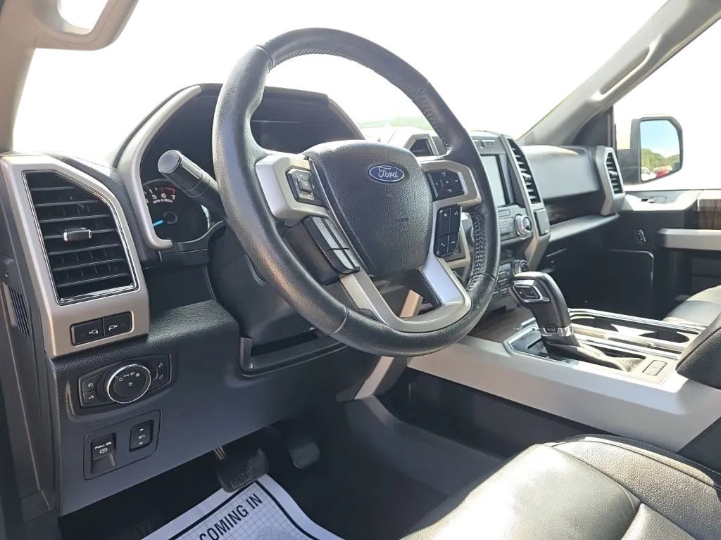 Used 2020 Ford F150 Lariat w/ Equipment Group 502A Luxury AWD/4WD image 16