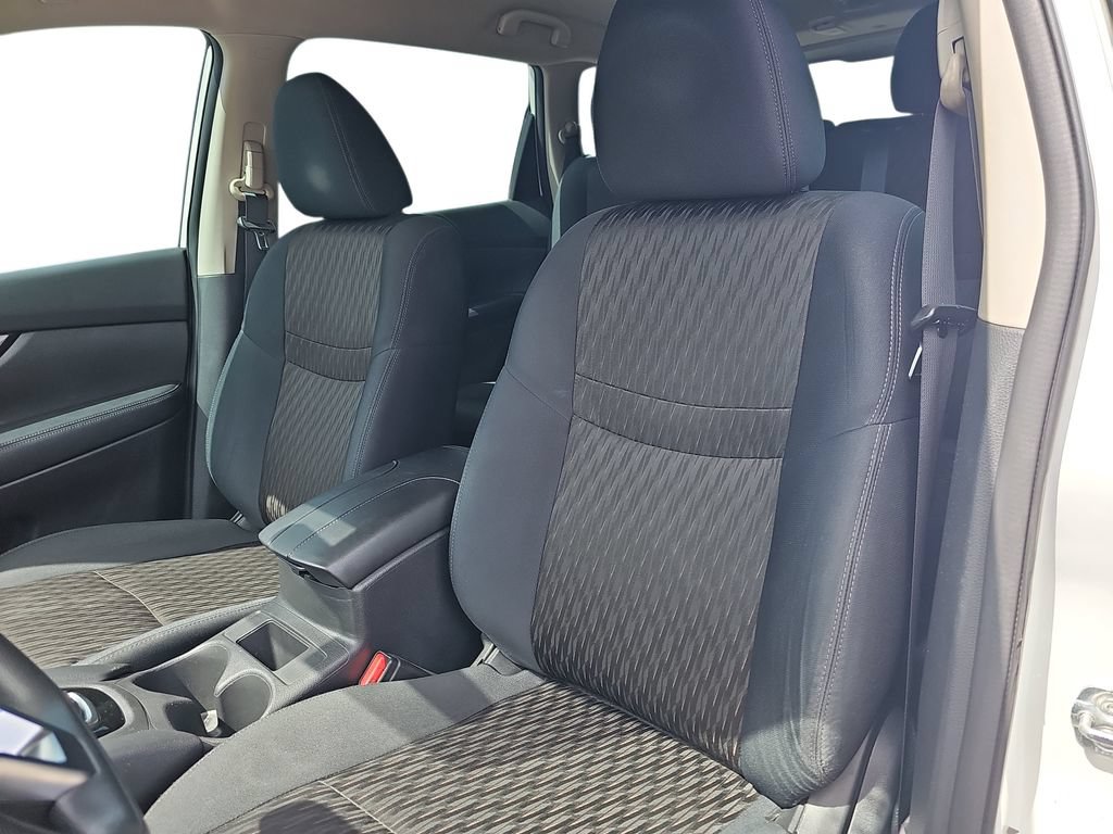 Used 2018 Nissan Rogue S FWD image 15