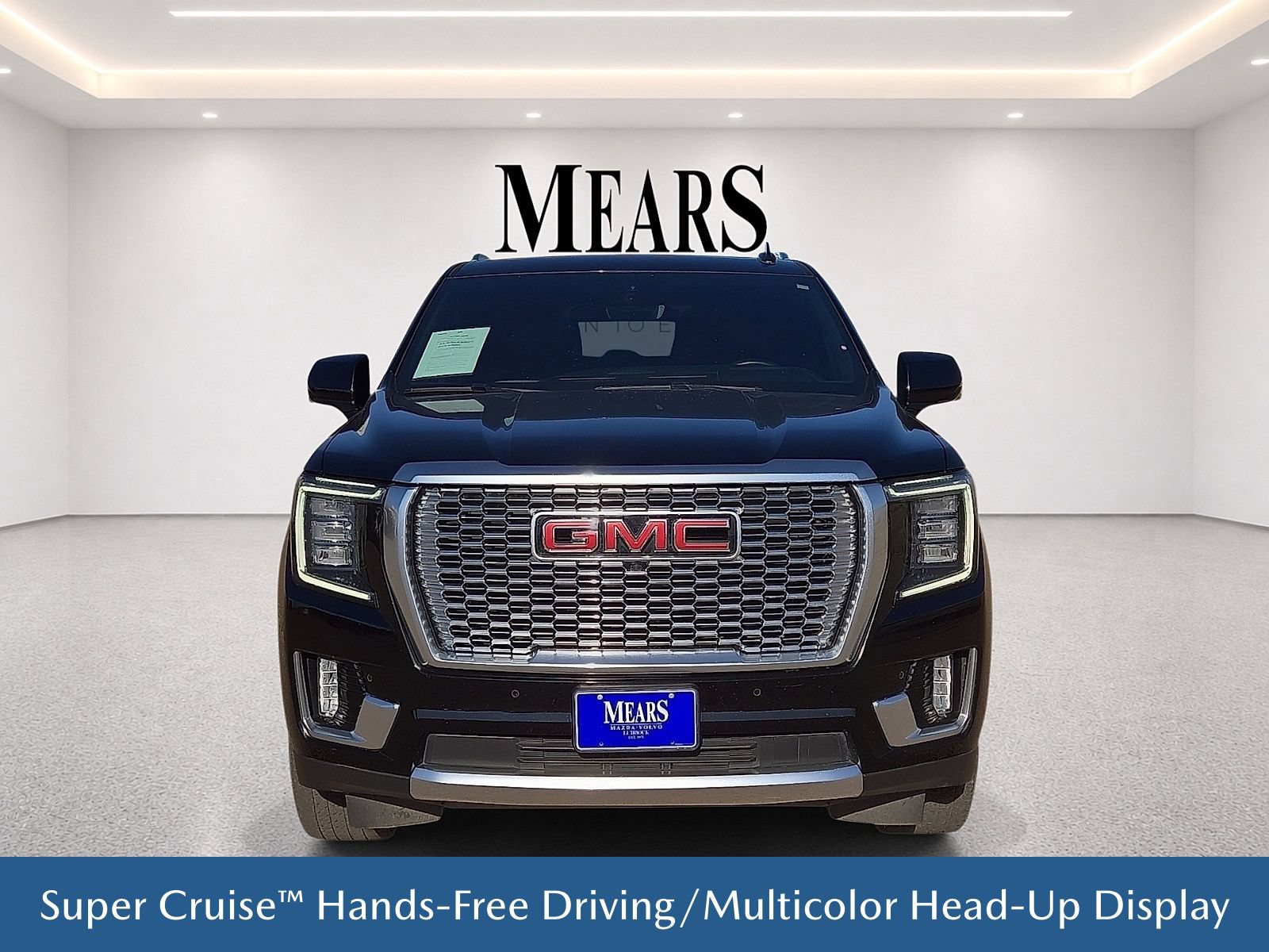 Used 2024 GMC Yukon XL Denali w/ Advanced Technology Package AWD/4WD image 9