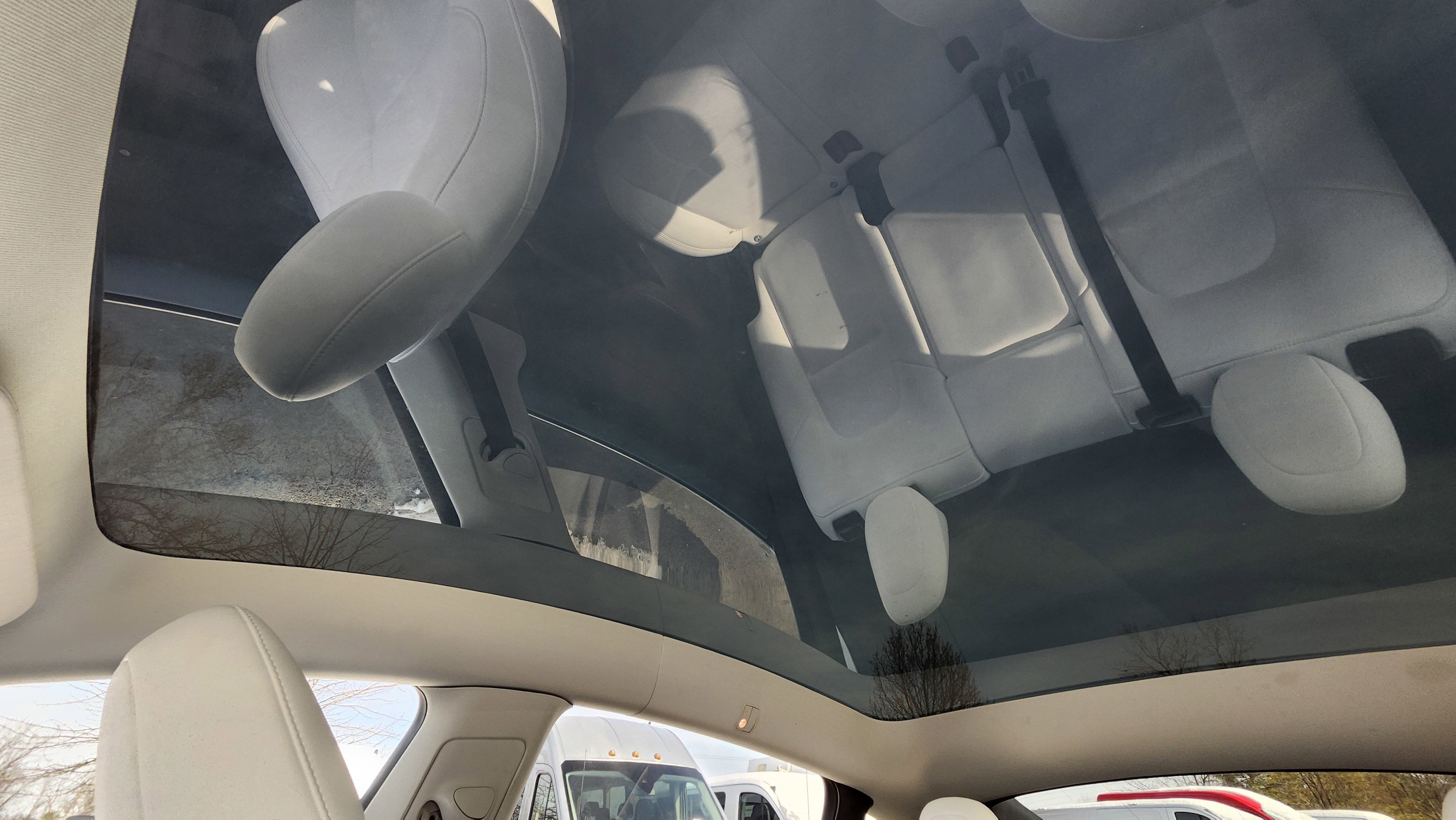 Used 2023 Tesla Model Y Long Range image 2