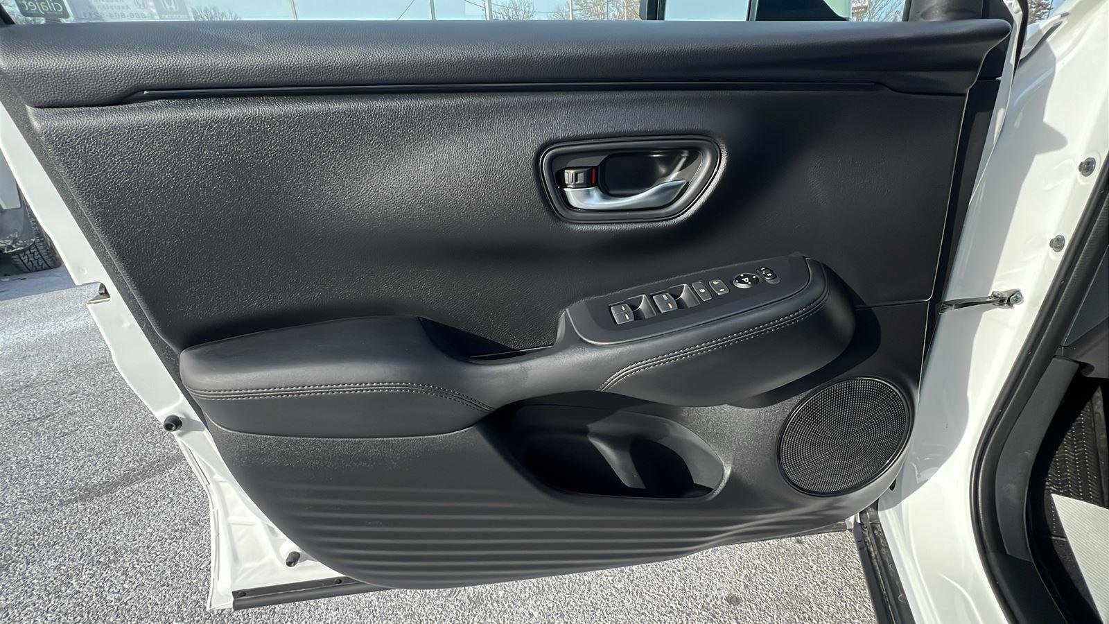 New 2026 Honda HR-V LX image 20